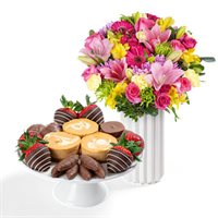 Treats  Pumpkin Cheesecake Platter with Bouquet Gift Set